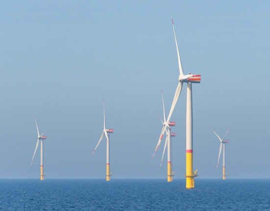 Naujas turbinos dizainas atveria visą vėjo energijos potencialą giliuose vandenyse