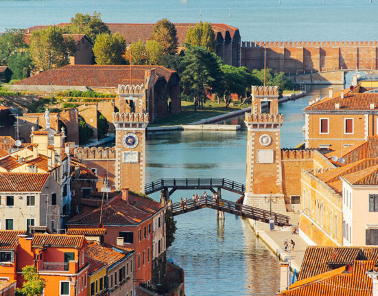 Title: Europeans keep travelling as off-season demand for Southern destinations grows