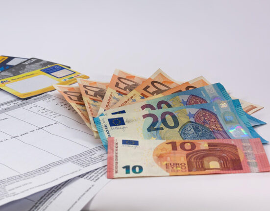 Ką rodo naujausi ECB vertinimai: streso testai, rizikos ir ką tai reiškia žmonėms bei ekonomikai