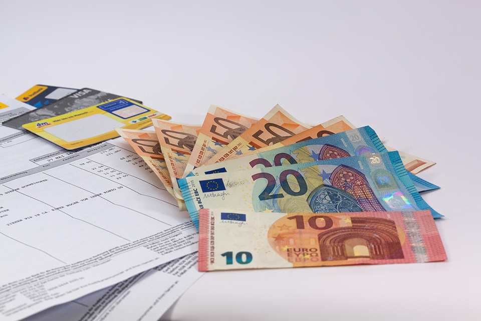 Ką rodo naujausi ECB vertinimai: streso testai, rizikos ir ką tai reiškia žmonėms bei ekonomikai