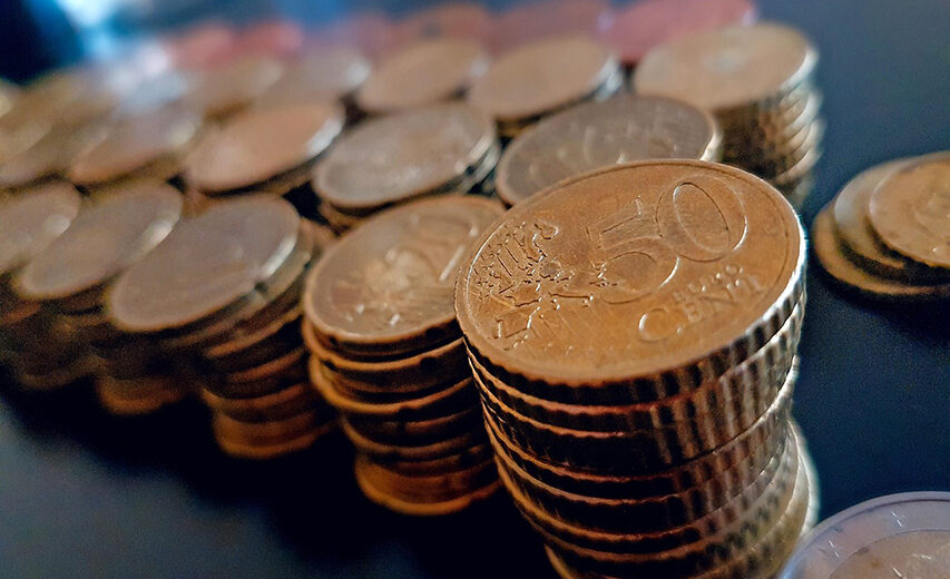 Ką reiškia ECB sprendimai ir naujas tyrimas apie pinigų politiką: paprastai ir aiškiai