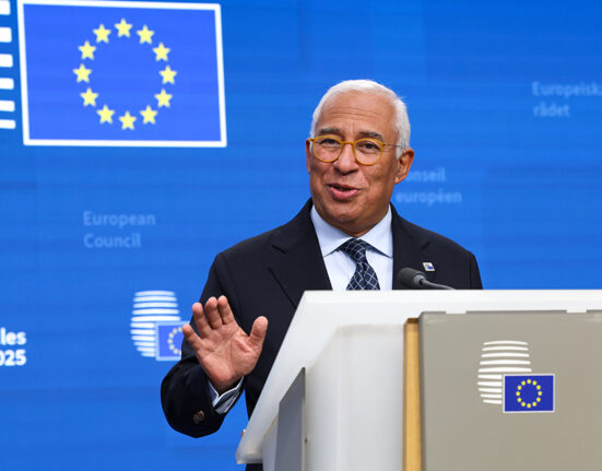 António Costa po Europos Vadovų Tarybos: 90 mlrd. eurų Ukrainai ir aiški žinia Rusijai