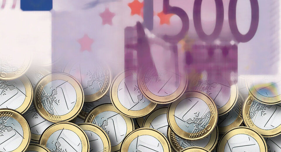 ECB palūkanų normos lieka nepakitusios: spaudos konferencijoje – signalai apie infliaciją, augimą ir būsimus sprendimus