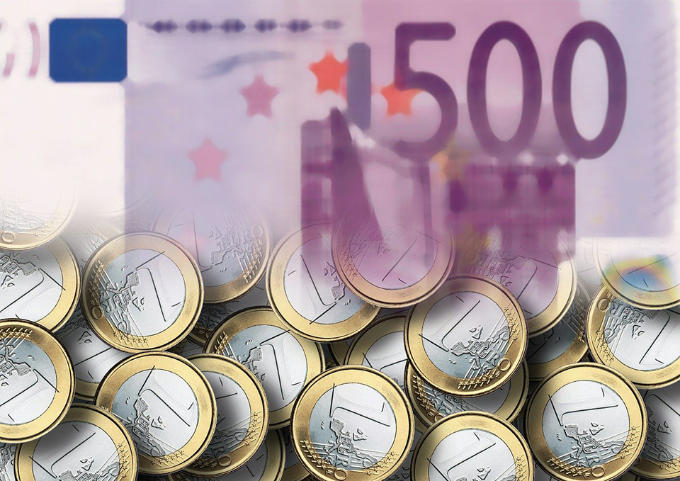 ECB palūkanų normos lieka nepakitusios: spaudos konferencijoje – signalai apie infliaciją, augimą ir būsimus sprendimus