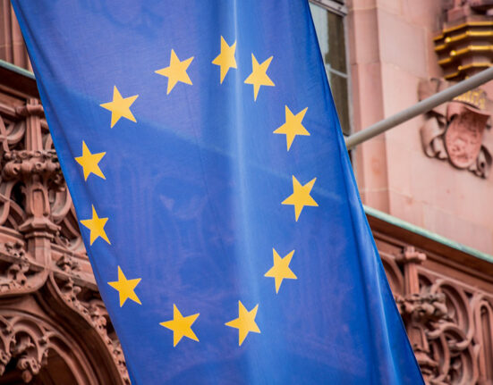 Kaja Kallas Berlyne: Vokietija yra Europos gynybos stuburas, spaudimas Rusijai turi didėti