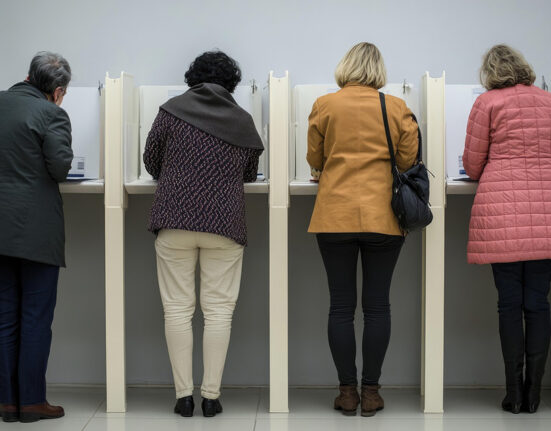 ES siunčia rinkimų stebėtojus į Kolumbiją: dėmesys 2026 metų rinkimų skaidrumui
