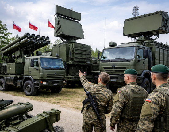 Lenkija kuria naują antidroninę gynybos sistemą: 15 mlrd. zlotų vertės projektas