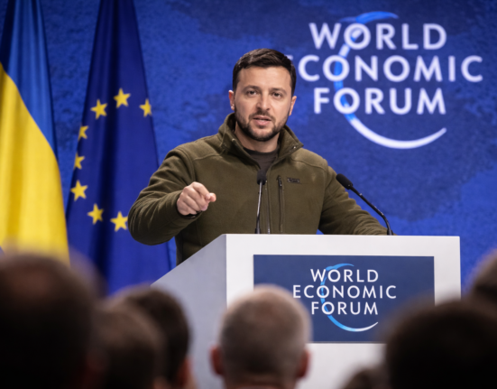 Zelenskis Davose: Europa turi liautis laukti ir tapti geopolitine jėga
