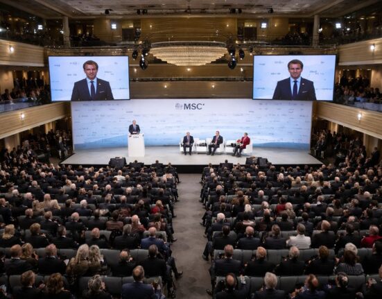 Europa turi tapti savarankiška geopolitine galia, teigia lyderiai Miuncheno saugumo konferencijoje