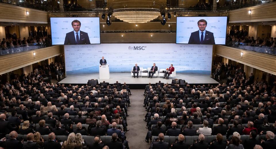 Europa turi tapti savarankiška geopolitine galia, teigia lyderiai Miuncheno saugumo konferencijoje