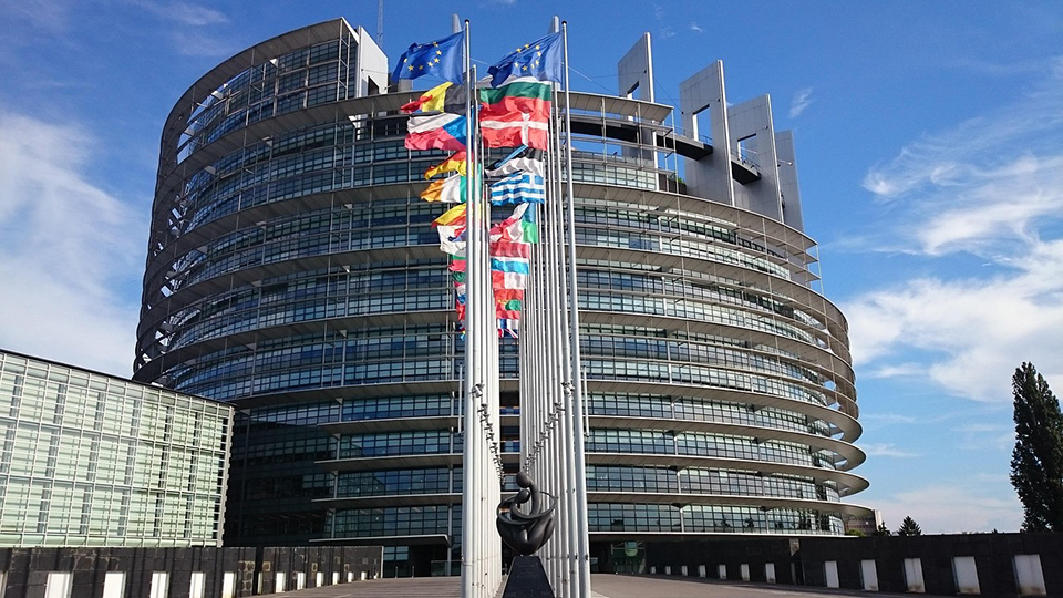 Europos Parlamentas aptarė gynybą, plėtrą, socialinę politiką ir santykius su Europos Komisija