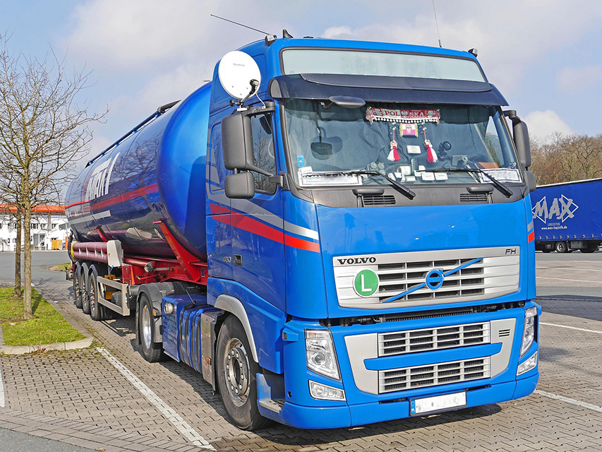 ES Taryba patvirtino lankstesnes CO2 taisykles sunkiasvorių transporto priemonių gamintojams
