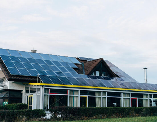 ES stiprina bendradarbiavimą su TAT siekiant švaresnių miestų ir energijos saugojimo sprendimų
