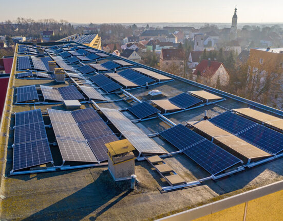ES per 30 metų sumažino šiltnamio efektą sukeliančių dujų emisijas 40 proc.