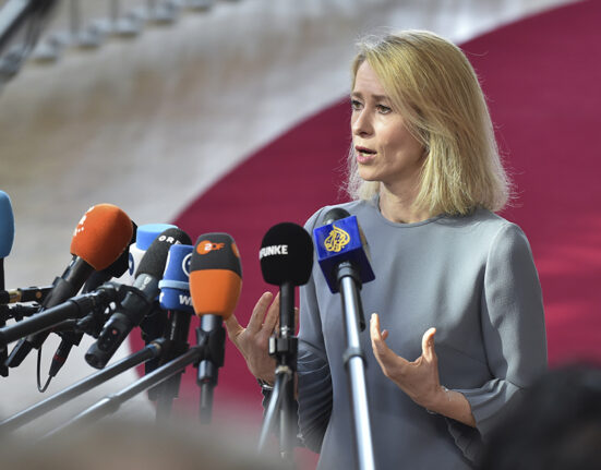 ES ragina stiprinti tarptautinę tvarką ir ginti tarptautinę teisę pasaulinių krizių akivaizdoje