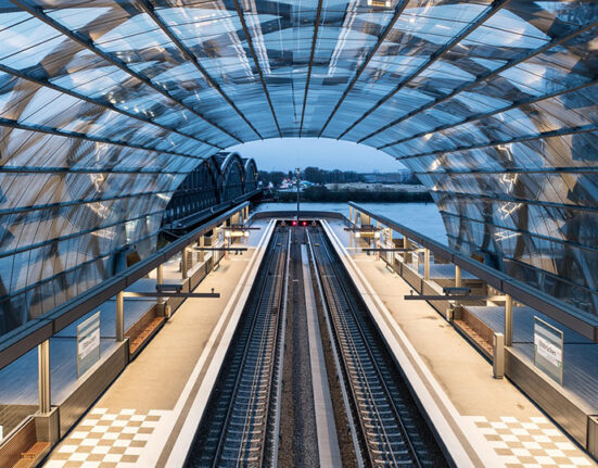 Europos Komisija leido tęsti Lisabonos metro linijos konkursą su sąlygomis