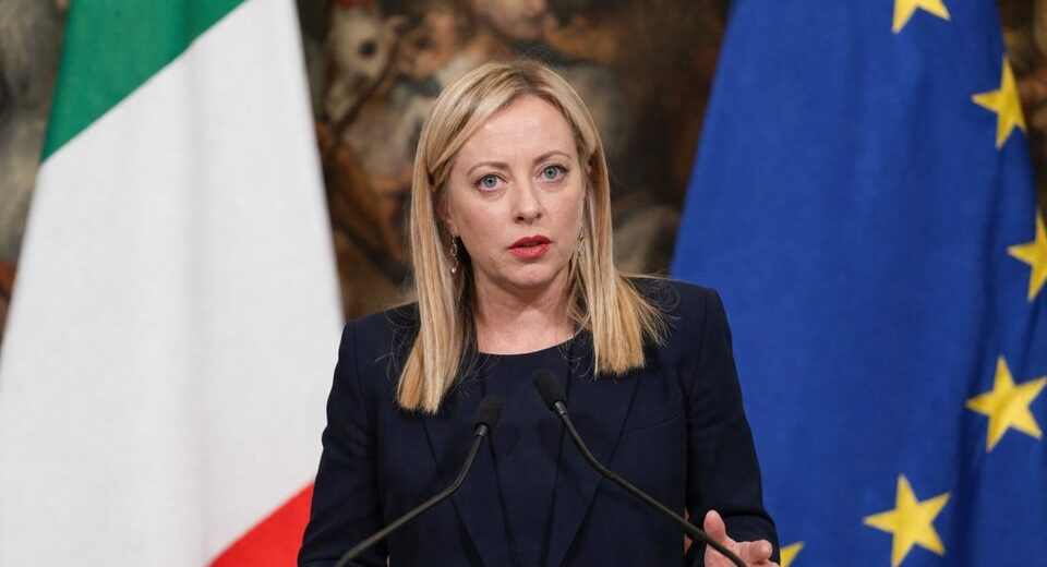 Italija sustabdė gynybos susitarimo su Izraeliu atnaujinimą, ryšiai silpnėja