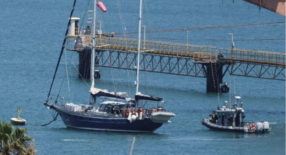 Izraelis perėmė humanitarinę flotilę daugiau nei 1 000 km nuo Gazos ruožo