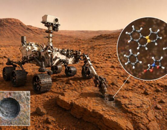 „Curiosity“ Marse aptiko organinių molekulių – ar tai gyvybės pėdsakai