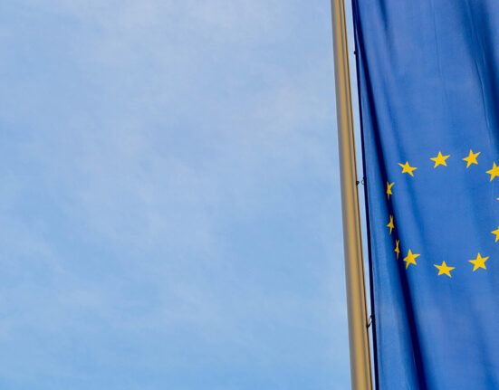Europos Audito Rūmai: ES COVID-19 atkūrimo fondo skaidrumas išlieka nepakankamas