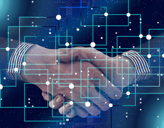 ES ir Japonija stiprina bendradarbiavimą dirbtinio intelekto ir skaitmeninių technologijų srityse