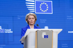 Ursula von der Leyen paragino modernizuoti bendrąją rinką ir stiprinti Europos technologinę nepriklausomybę