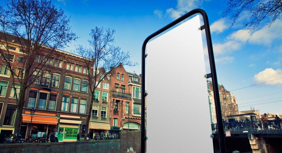 Amsterdamas uždraudė mėsos ir iškastinio kuro reklamą viešose erdvėse