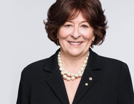 Kanados generalgubernatore paskirta buvusi karo nusikaltimų prokurorė Louise Arbour