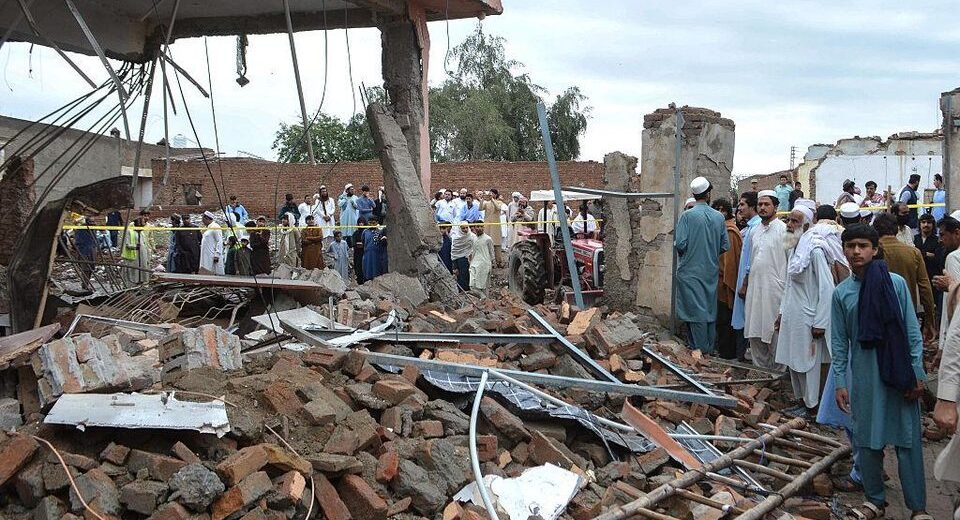 Pakistane per sprogimą policijos poste žuvo mažiausiai 15 žmonių