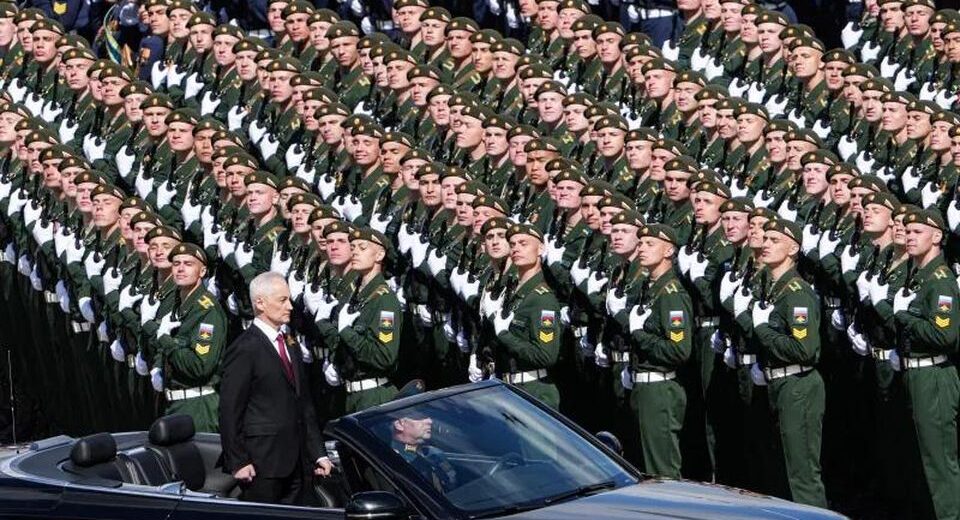 Putinas pareiškė manantis, kad karas Ukrainoje „artėja prie pabaigos“