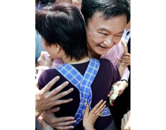 Tailando ekspremjeras Thaksinas Shinawatra paleistas iš kalėjimo