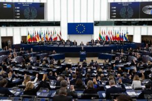 Viena diena Europos Parlamente: nuo kovos su lyčių nelygybe iki griežto atsako Rusijos provokacijoms