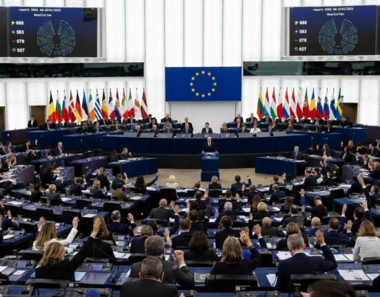 Viena diena Europos Parlamente: nuo kovos su lyčių nelygybe iki griežto atsako Rusijos provokacijoms