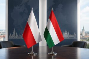 Diplominis lūžis: Vengrijos premjeras Peteris Magyaras su istoriniu vizitu atvyko į Lenkiją