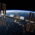 Kritinė situacija kosmose: NASA paskelbė TKS astronautų evakuacijos parengtį dėl oro nuotėkio