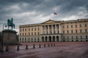Skandalas Norvegijoje: karūnos princesės sūnaus teismo nuosprendis įžiebė diskusijas dėl monarchijos ateities
