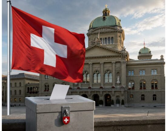 Šveicarijos referendumas dėl gyventojų skaičiaus ribojimo: iššūkis susitarimams su Europos Sąjunga