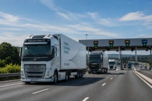 Transporto reformos Europoje: Taryba ir Parlamentas sutarė dėl aiškesnių kelių rinkliavų taisyklių sunkvežimiams