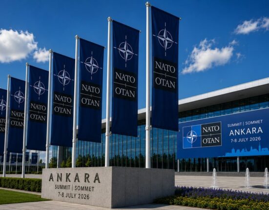 NATO viršūnių susitikimas Ankaroje: Trumpo ambicijos dėl Grenlandijos ir naujas Europos raketų projektas
