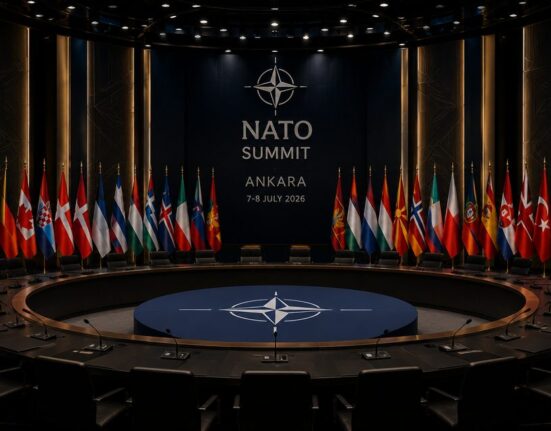 NATO viršūnių susitikimo atomazga Ankaroje: nauji įsipareigojimai Ukrainai ir D. Trumpo grasinimai Ispanijai