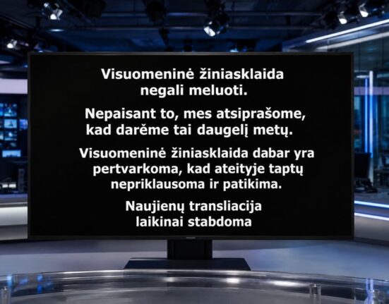 Istorinis lūžis Vengrijoje: valstybinė televizija atsiprašė už ilgus melo metus ir nutraukė transliacijas