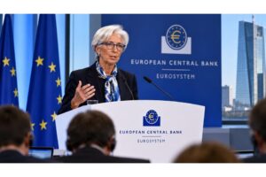 ECB palūkanų pauzė, energijos kainų šokas ir netikėtas Ch. Lagarde pasitraukimas: kas perims banko vairą?