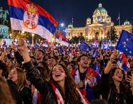 Politinis žemės drebėjimas Belgrade: A. Vučičiaus epochos pabaiga, studentų triumfas ir nauja kryptis Europai